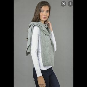 Hannah Rose Dark Gray Cashmere Scarf Soft Luxurious
